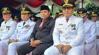 hari-otda OTDA - Pj Bupati Tapanuli Utara Dr Dimposma Sihombing SSos MAP menghadiri Upacara Puncak Peringatan Hari Otonomi Daerah XXVIII Tahun 2024 di Balai Kota Surabaya Jawa Timur, Kamis (25/4/2024). (ist)