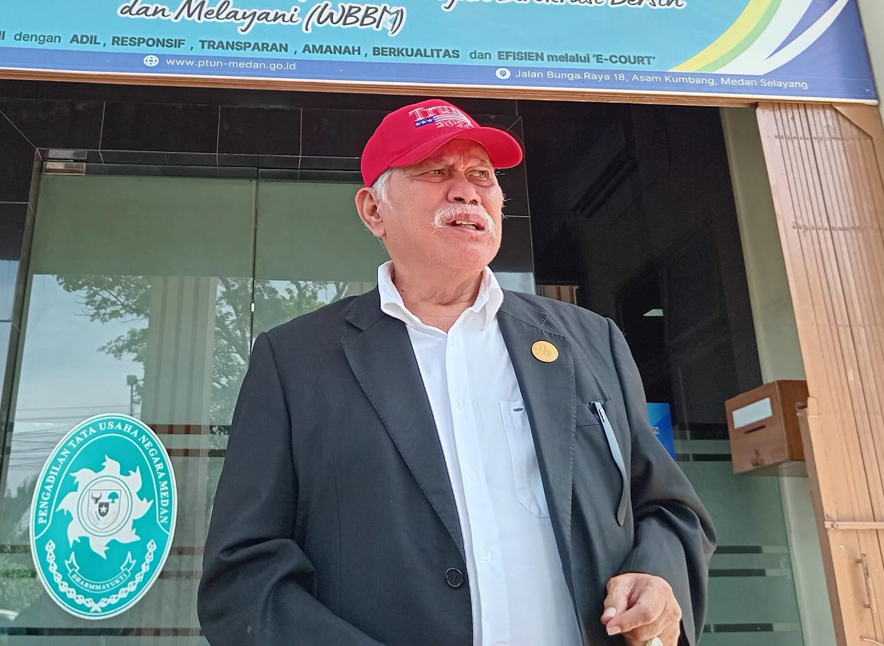 Dr Djonggi Simorangkir SH MH