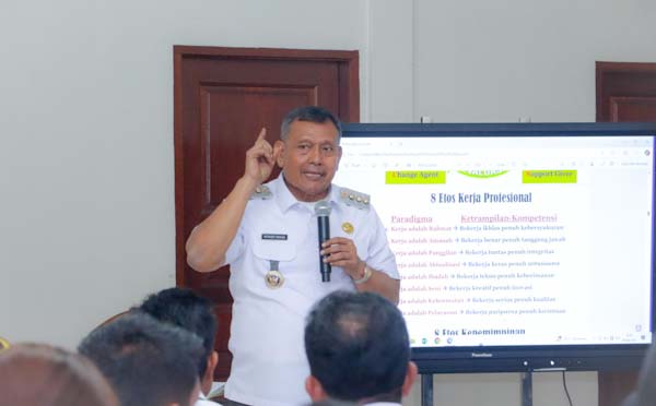 Bupati Dairi Vickner Sinaga