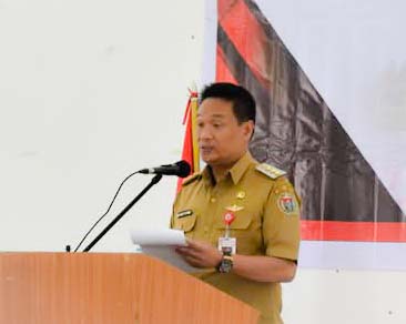 Bupati Humbahas Oloan Paniaran Nababan