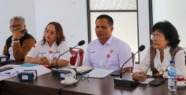 Rapat asistensi pelaksanaan pemungutan pajak daerah dan retribusi daerah, di ruang rapat Sekretariat Daerah Humbahas.